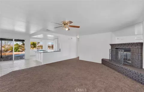 Living - 18606 Main, Hesperia, CA 92345 photo 2 of 4