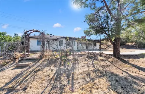 Exterior - 18606 Main, Hesperia, CA 92345 photo 7 of 7