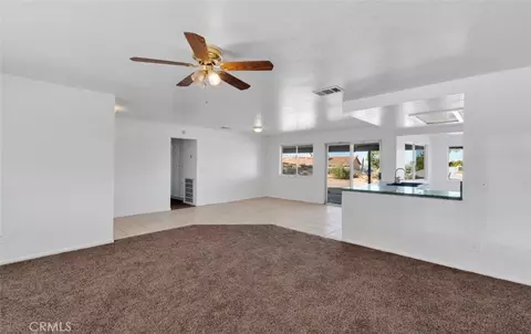 Living - 18606 Main, Hesperia, CA 92345 photo 3 of 4