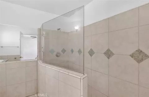 Bath - 18606 Main, Hesperia, CA 92345 photo 2 of 2