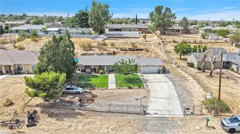 View/Area - 11846 Ivy Ave, Hesperia, CA 92345 photo 8 of 9