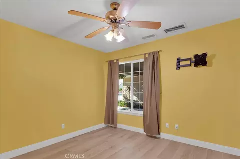 Bedroom - 20463 Majestic Dr, Apple Valley, CA 92308 photo 5 of 5