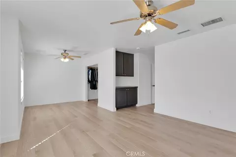 Entry Way - 20463 Majestic Dr, Apple Valley, CA 92308 photo 3 of 3