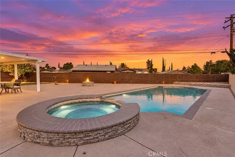 Exterior - 20463 Majestic Dr, Apple Valley, CA 92308 photo 4 of 13