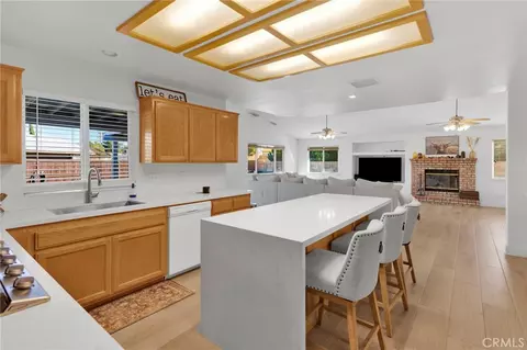 Kitchen - 20463 Majestic Dr, Apple Valley, CA 92308 photo 5 of 5