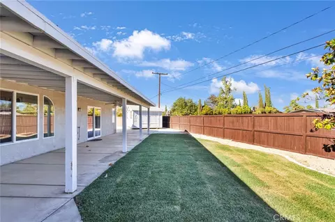 Exterior - 20463 Majestic Dr, Apple Valley, CA 92308 photo 8 of 13