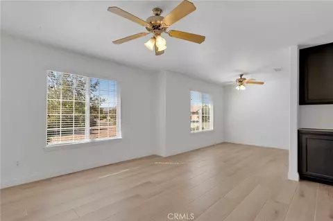 Living - 20463 Majestic Dr, Apple Valley, CA 92308 photo 10 of 10