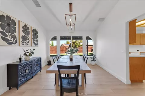 Dining - 20463 Majestic Dr, Apple Valley, CA 92308 photo 2 of 3