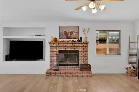 Living - 20463 Majestic Dr, Apple Valley, CA 92308 photo 8 of 10
