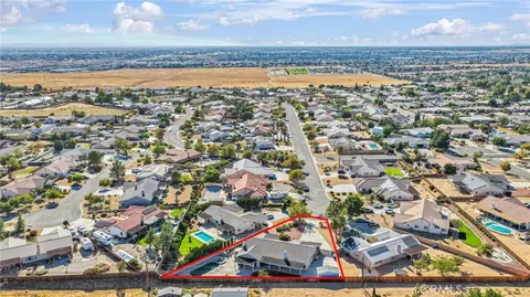 View/Area - 20463 Majestic Dr, Apple Valley, CA 92308 photo 6 of 6