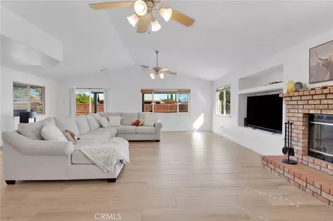 Living - 20463 Majestic Dr, Apple Valley, CA 92308 photo 2 of 10