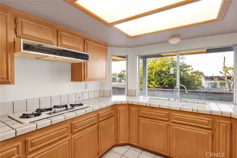 Kitchen - 4374 Sunset, Phelan, CA 92371 photo 2 of 2