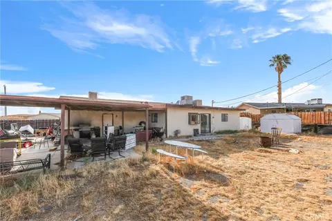 Exterior - 37111 Torres, Barstow, CA 92311 photo 3 of 5