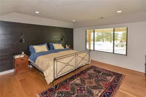 Bedroom - 17170 Yucca Rd, Apple Valley, CA 92307 photo 1 of 10