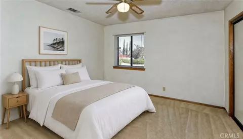 Bedroom - 13564 Quapaw Rd, Apple Valley, CA 92308 photo 1 of 8