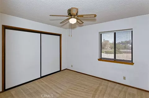 Bedroom - 13564 Quapaw Rd, Apple Valley, CA 92308 photo 5 of 8
