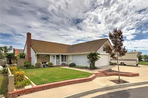 Exterior - 9146 Gregory St, Cypress, CA 90630 photo 6 of 8