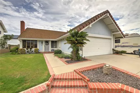 Exterior - 9146 Gregory St, Cypress, CA 90630 photo 5 of 8