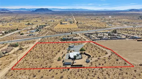 View/Area - 1718 N Inca, Landers, CA 92285 photo 5 of 11