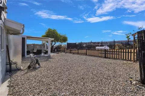 Exterior - 1718 N Inca, Landers, CA 92285 photo 3 of 18