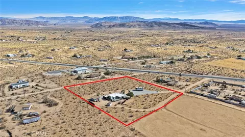 View/Area - 1718 N Inca, Landers, CA 92285 photo 6 of 11