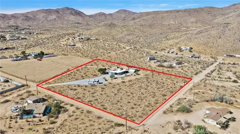 View/Area - 1718 N Inca, Landers, CA 92285 photo 4 of 11