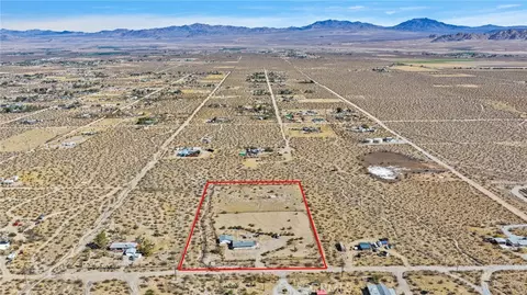 View/Area - 36368 Cochise, Lucerne Valley, CA 92356 photo 10 of 10
