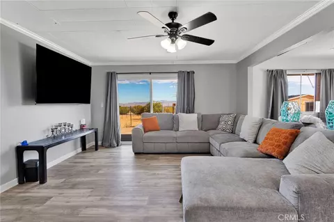 Living - 36368 Cochise, Lucerne Valley, CA 92356 photo 1 of 3