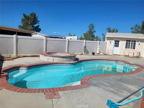Exterior - 21723 Hercules St, Apple Valley, CA 92308 photo 19 of 21