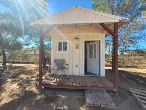 Exterior - 21723 Hercules St, Apple Valley, CA 92308 photo 20 of 21