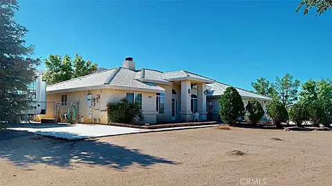 Exterior - 21723 Hercules St, Apple Valley, CA 92308 photo 3 of 21