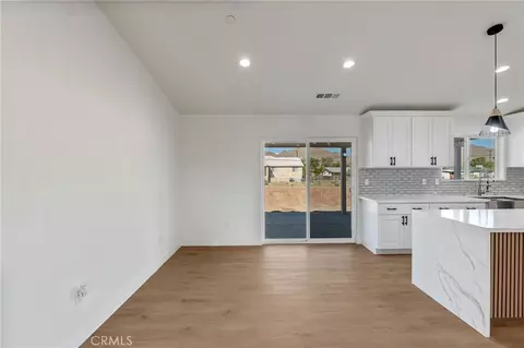 Living - 16218 Quantico Rd E, Apple Valley, CA 92307 photo 6 of 6