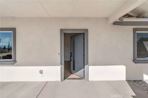Entry Way - 16218 Quantico Rd E, Apple Valley, CA 92307 photo 2 of 2