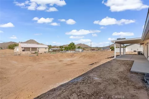 Exterior - 16218 Quantico Rd E, Apple Valley, CA 92307 photo 6 of 6