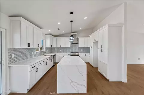 Kitchen - 16218 Quantico Rd E, Apple Valley, CA 92307 photo 1 of 5