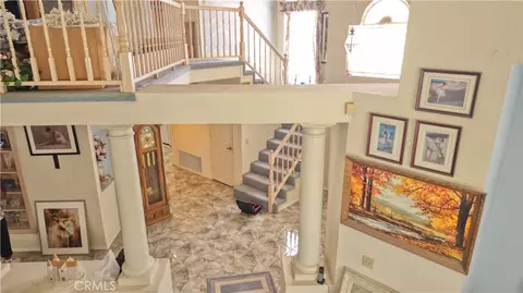 Entry Way - 20404 Half Moon Ct, Apple Valley, CA 92308 photo 1 of 7