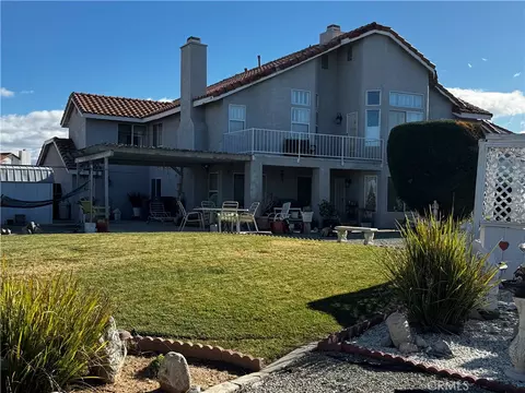 Exterior - 20404 Half Moon Ct, Apple Valley, CA 92308 photo 6 of 6