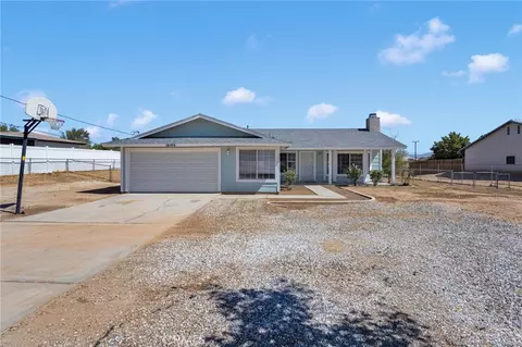 Exterior - 18190 Pitache St, Hesperia, CA 92345 photo 2 of 10