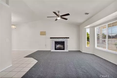 Living - 18190 Pitache St, Hesperia, CA 92345 photo 3 of 6