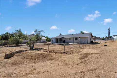 Exterior - 18190 Pitache St, Hesperia, CA 92345 photo 10 of 10
