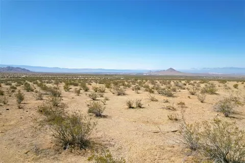 52 Rubicon St, Apple Valley, CA 92307 photo 13