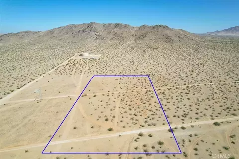 52 Rubicon St, Apple Valley, CA 92307 photo 5