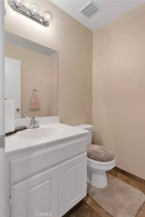 Bath - 13375 Morningside St, Hesperia, CA 92344 photo 1 of 3