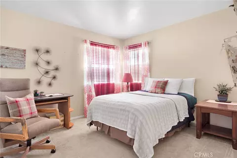 Bedroom - 13375 Morningside St, Hesperia, CA 92344 photo 5 of 8