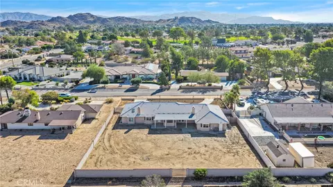 View/Area - 14704 Pamlico, Apple Valley, CA 92307 photo 9 of 12