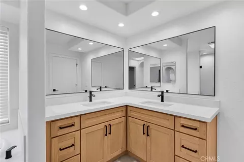 Bath - 14704 Pamlico, Apple Valley, CA 92307 photo 3 of 10