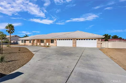Exterior - 14704 Pamlico, Apple Valley, CA 92307 photo 4 of 10
