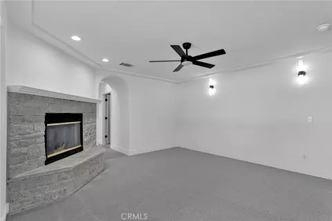 Living - 14704 Pamlico, Apple Valley, CA 92307 photo 9 of 9
