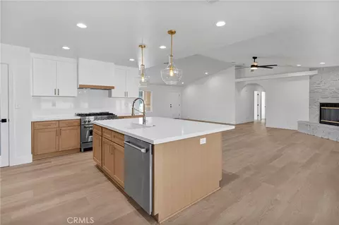 Kitchen - 14704 Pamlico, Apple Valley, CA 92307 photo 6 of 7