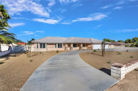 Exterior - 14704 Pamlico, Apple Valley, CA 92307 photo 3 of 10